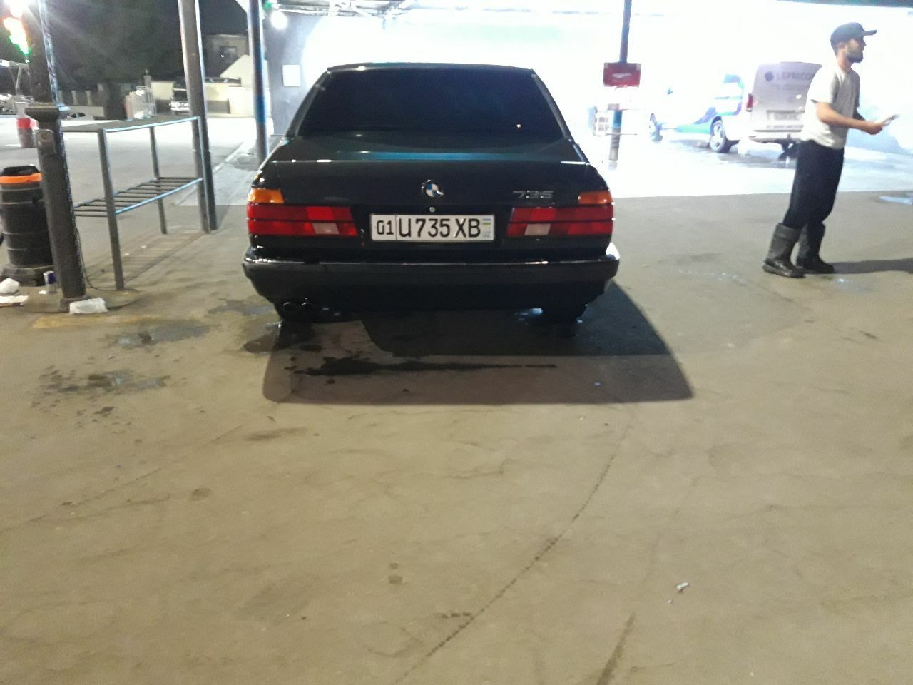 BMW. Е 32 срочно