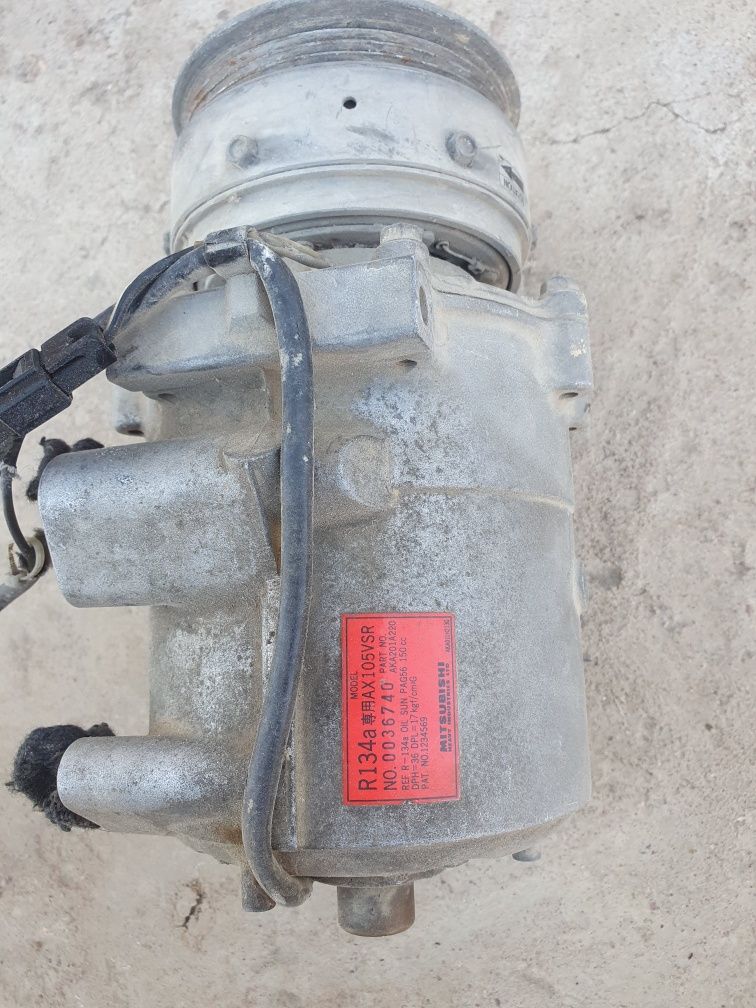 Kondinsioner sotiladi mitsubishi galant