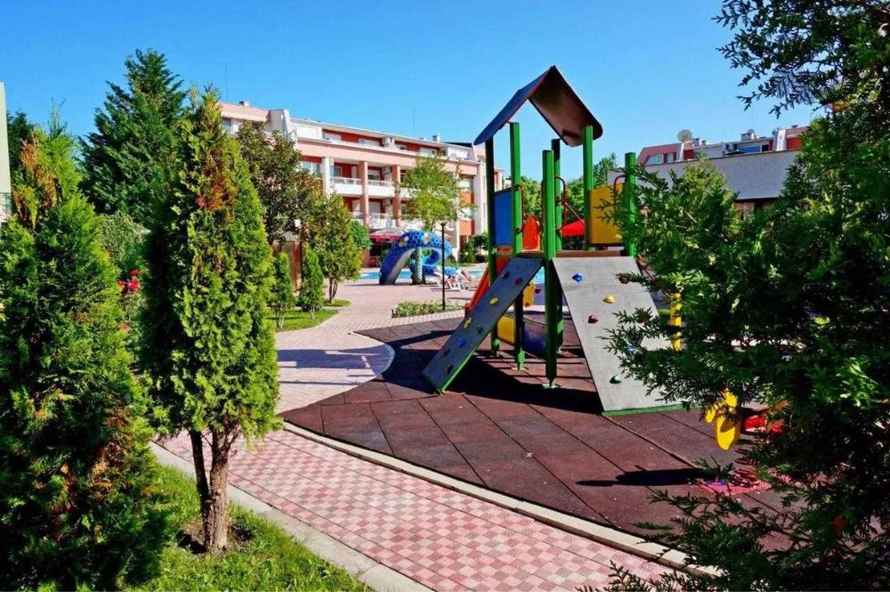 Двустаен апартамент в затворен комплекс Sunny Fort