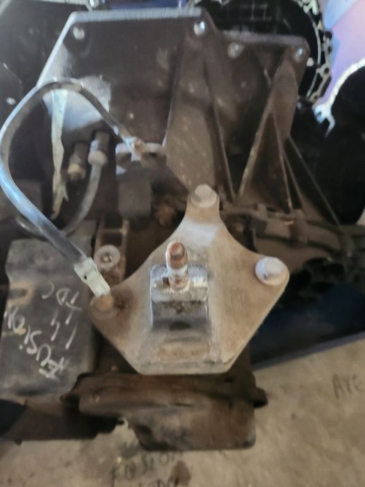 Vand cutie viteză manuală Ford Fusion 1.4 benzina si 1.4 tdci
