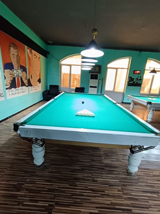 Bilyard stol sotiladi