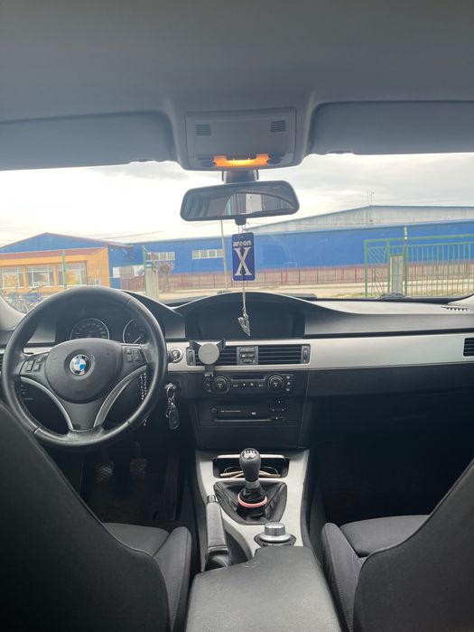 Bmw e90 320d sedan