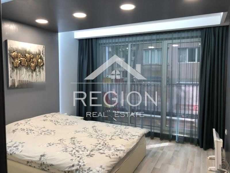 Дава се под наем Двустаен апартамент в Варна, Център - 71 кв.м за 550 € - Снимка #6