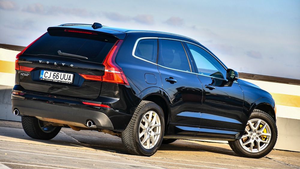 Volvo XC 60 Momentum 2017 4x4 Automata