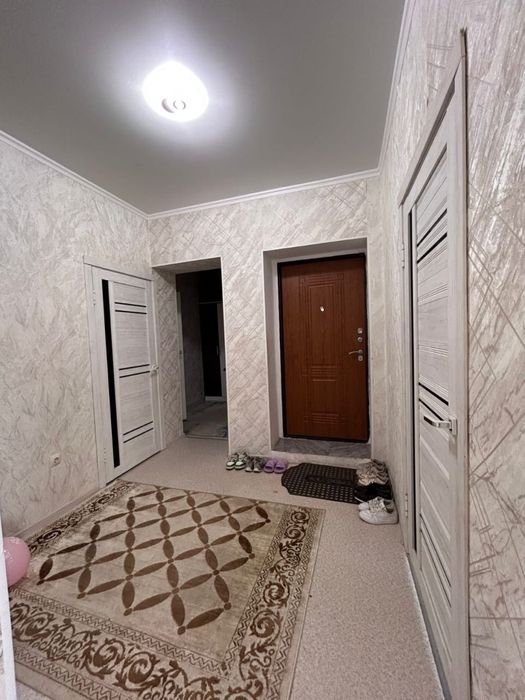 Продам  3 комнатную Квартиру в 9Мкр ,с евро ремонтом