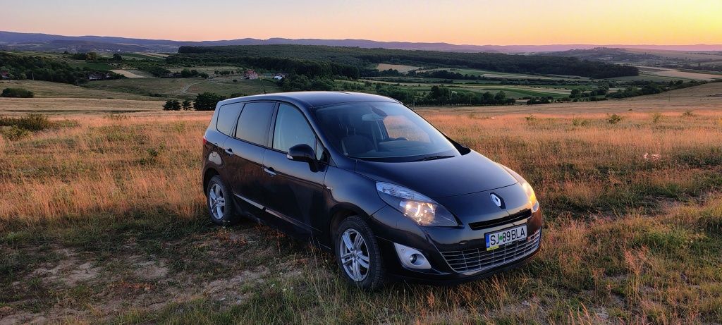 Renault Grand Scenic 1.5dCi Bose edition