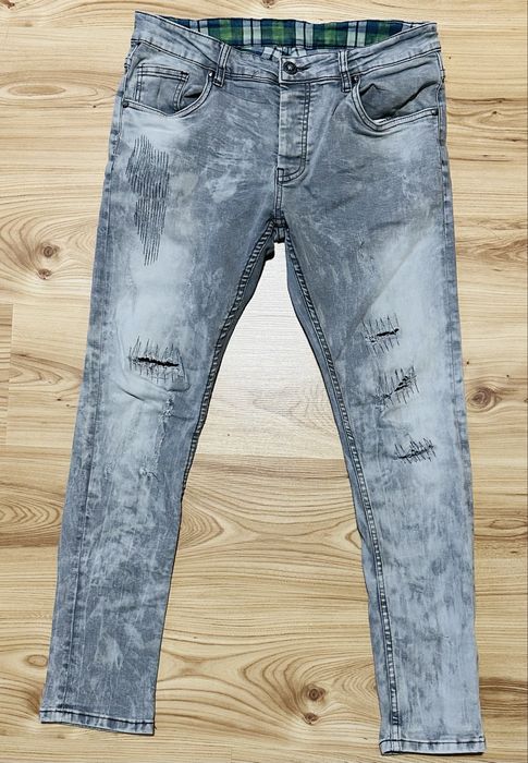 Absolut Joy,Pepe jeans,Diesel,Armani Jeans,My Brand,T.Hilfiger,Zara