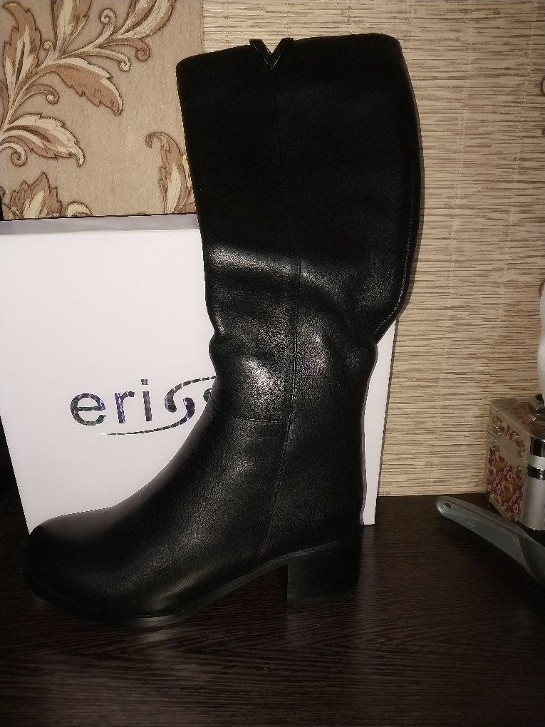 сапоги от бренда erisses