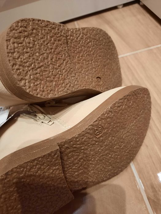 Боти за момиче, номер 26, НОВИ