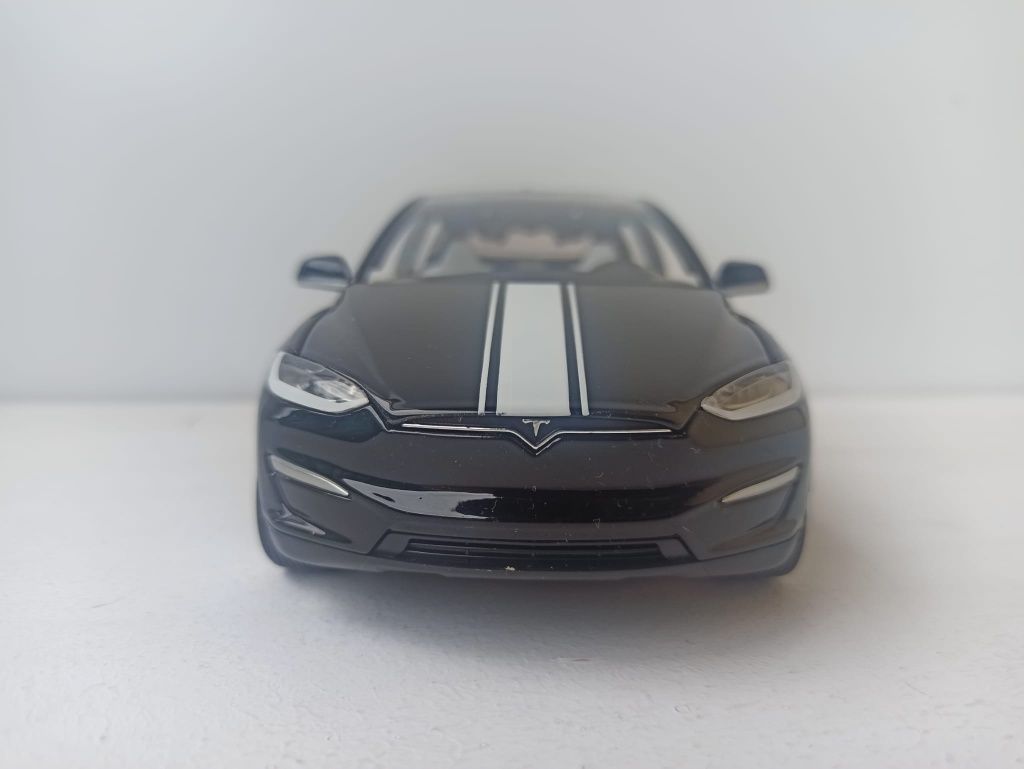 Machetă Tesla Model X 1/20