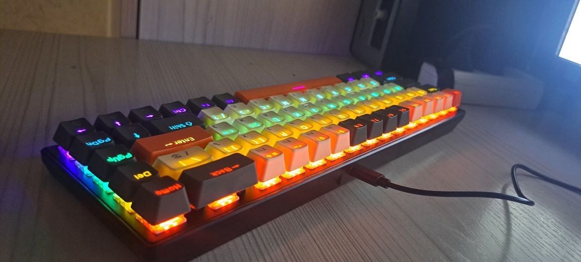 Игровая клавиатура 60%