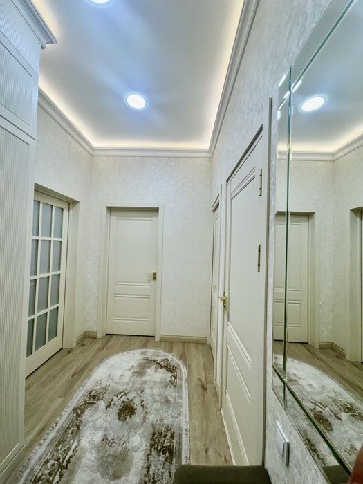 Продаётся своя 3-х комнатная квартира