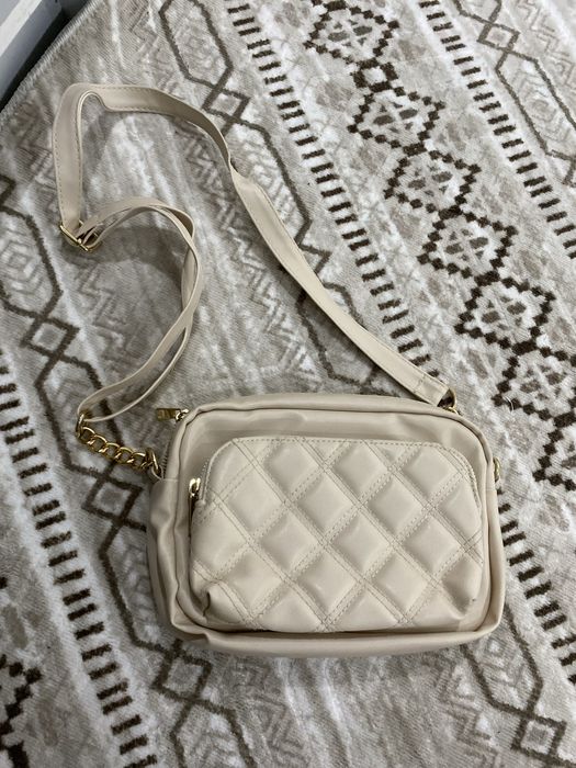 Дамска бежова чанта