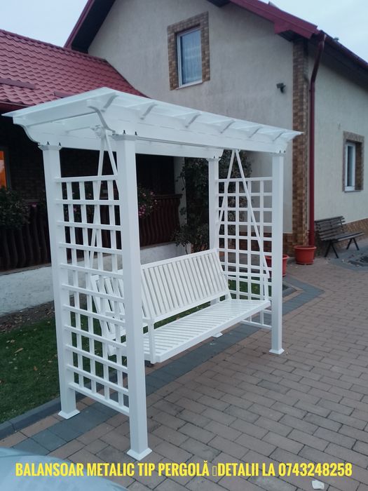 Balansoar metalic tip pergolă