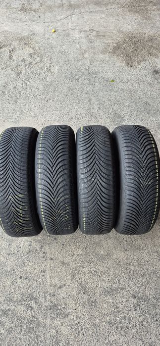 4 anvelope iarna ca si noi Michelin 215/65/17.Pretul este pe bucata.