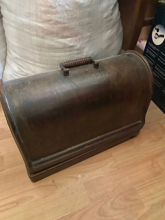 Шевна машина Singer с капак