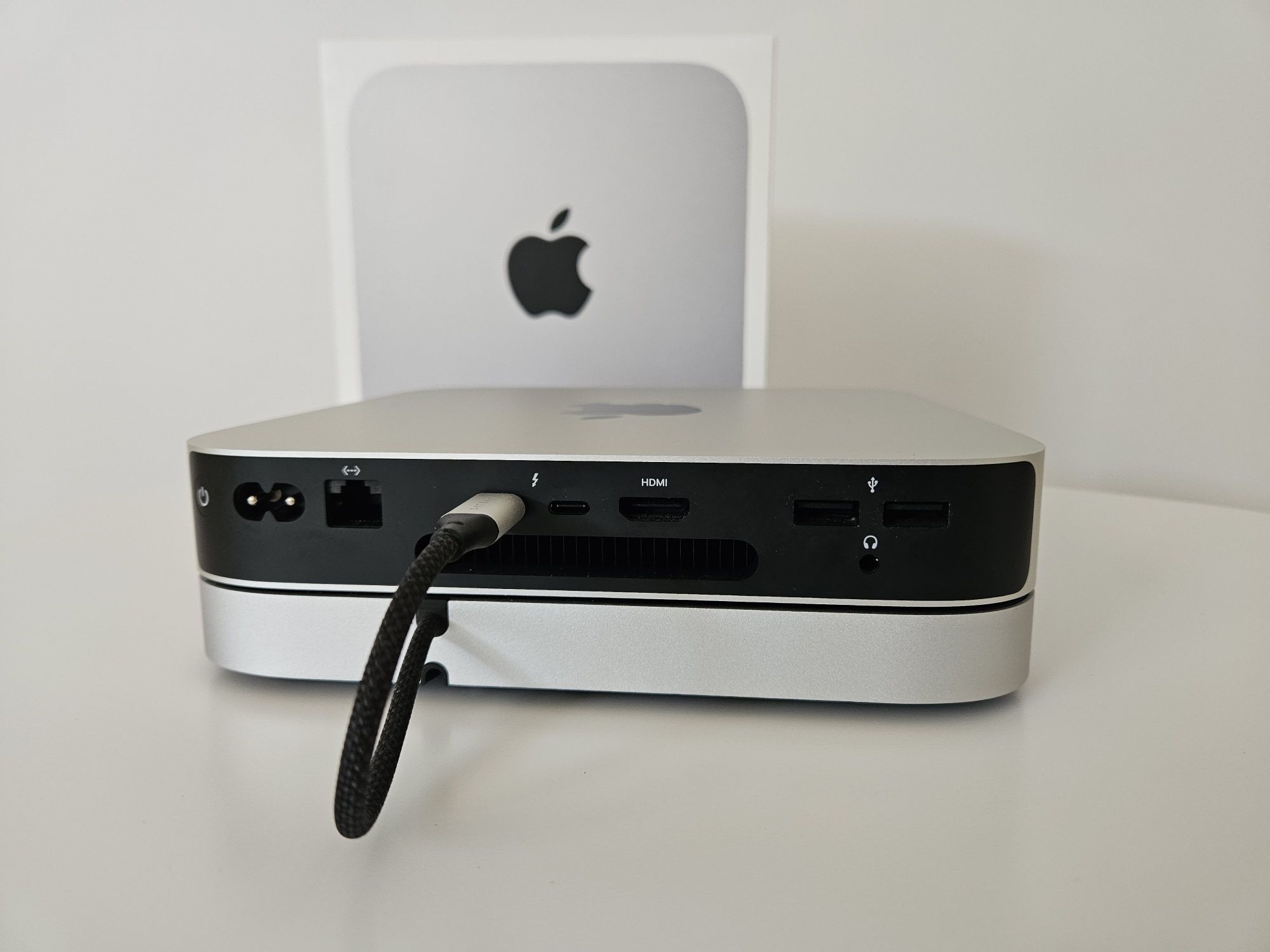 Mac mini M2 garanție eMag