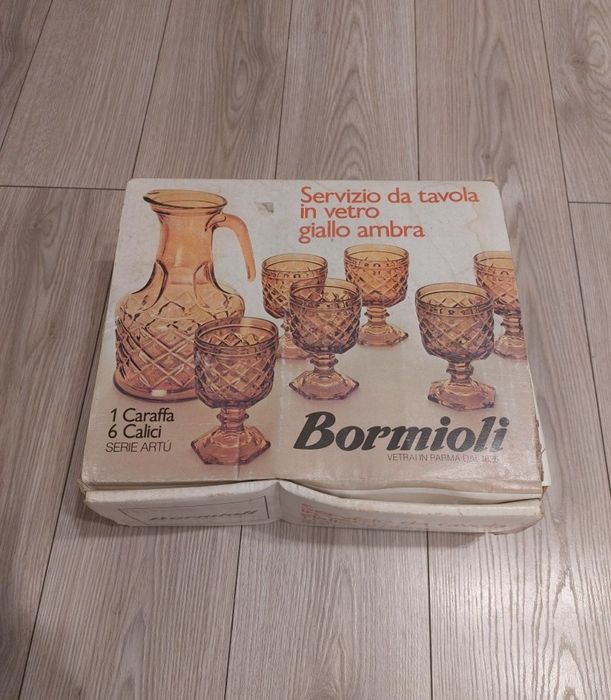Vand Serviciu de masa din sticla mata  Bormioli