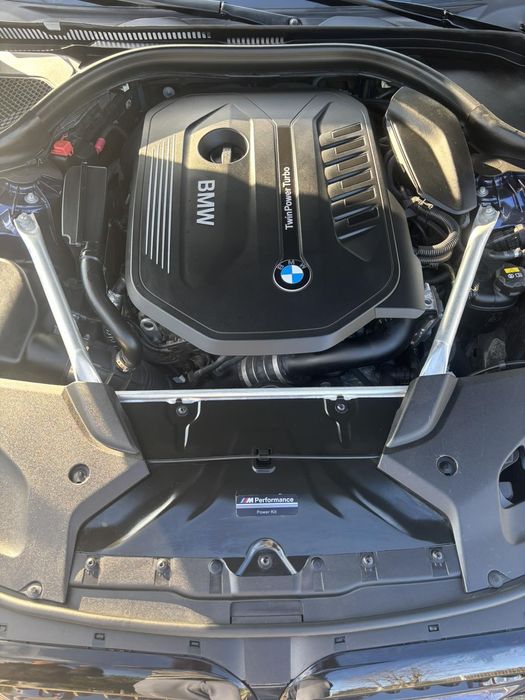 Продавам BMW 540i