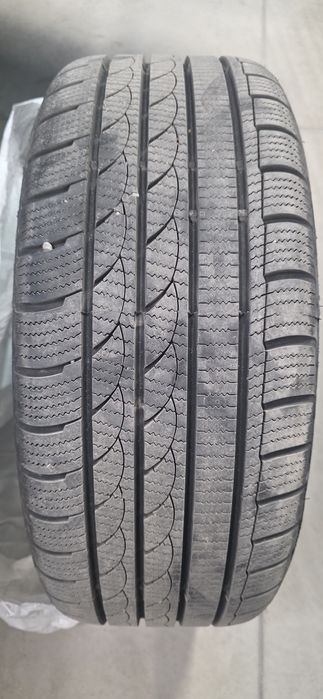 Продавам 4 броя джанти със зимни гуми 18" 5х120 7,5j ET45