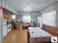 104803 Просторен апартамент с три спални в центъра на Велико Търново
