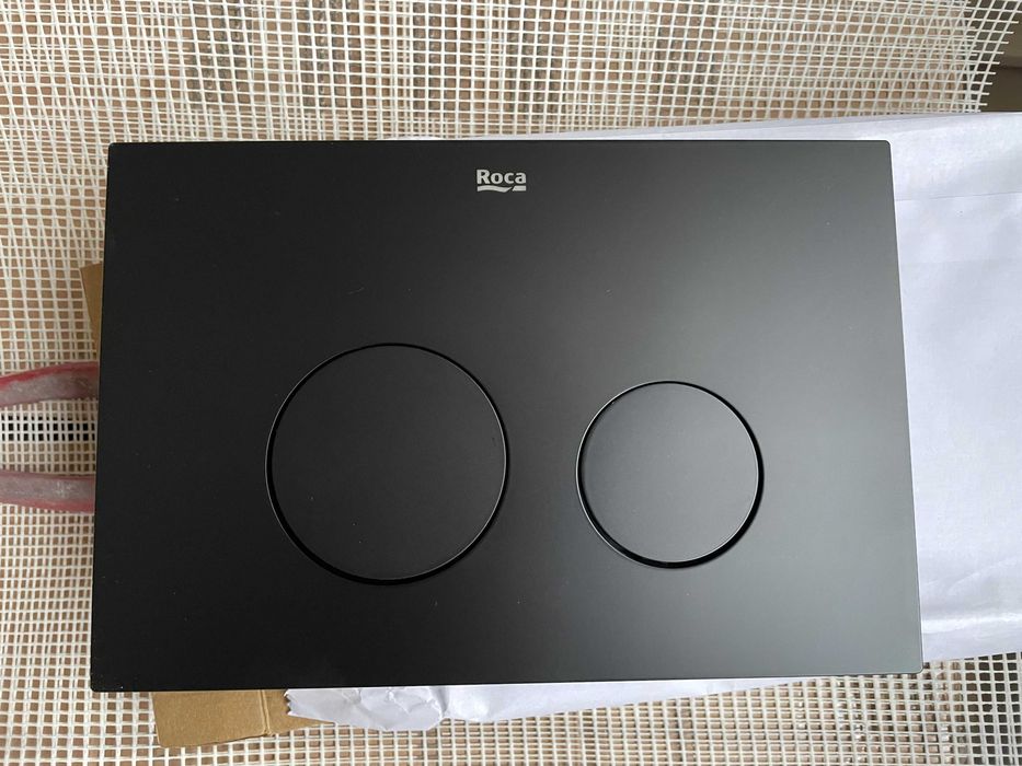 Бутон за структура за вграждане ROCA AC2 MATT BLACK