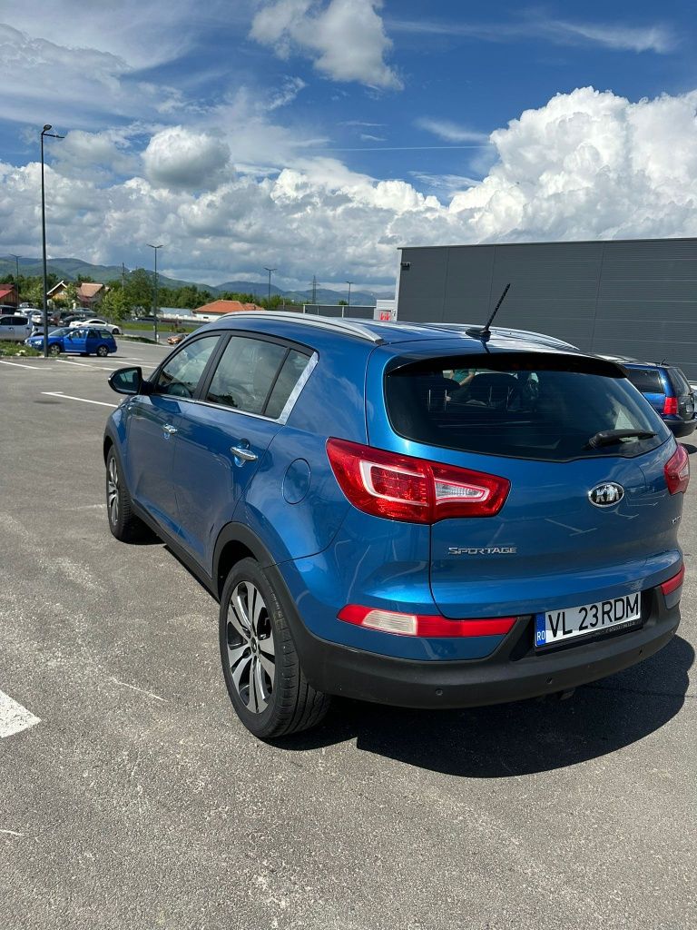 Vând KIA sportage