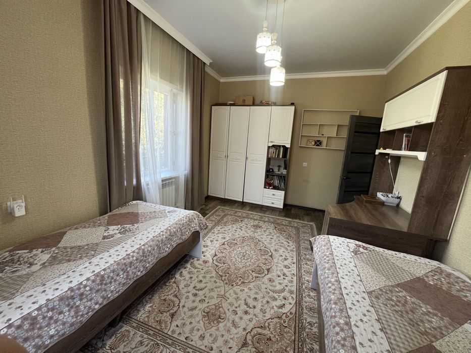 Продаю подростковый гарнитур