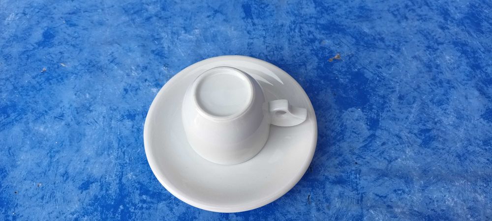 *ceasca cafea expresso + farfurie disponibil 1 set