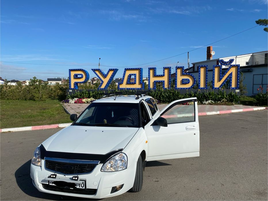Продам приору возможен обмен