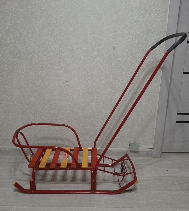 Продам санки детские