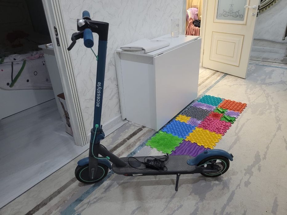 Срочно продам электронный самокат