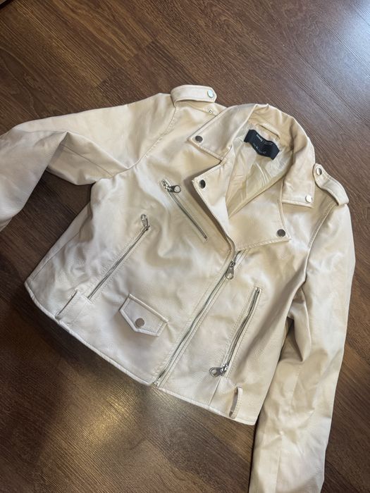 Дамско кожено яке. Чисто ново