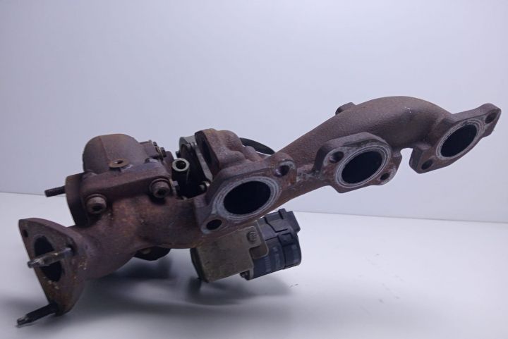 Turbina Turbosuflanta Turbo 2.7 TDI 53049880116 Volvo V40 prima gener