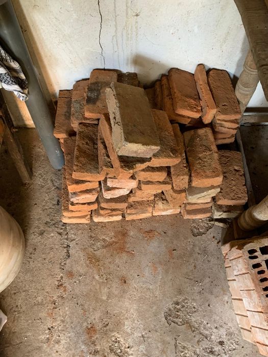 Soba pe bucati de teracota