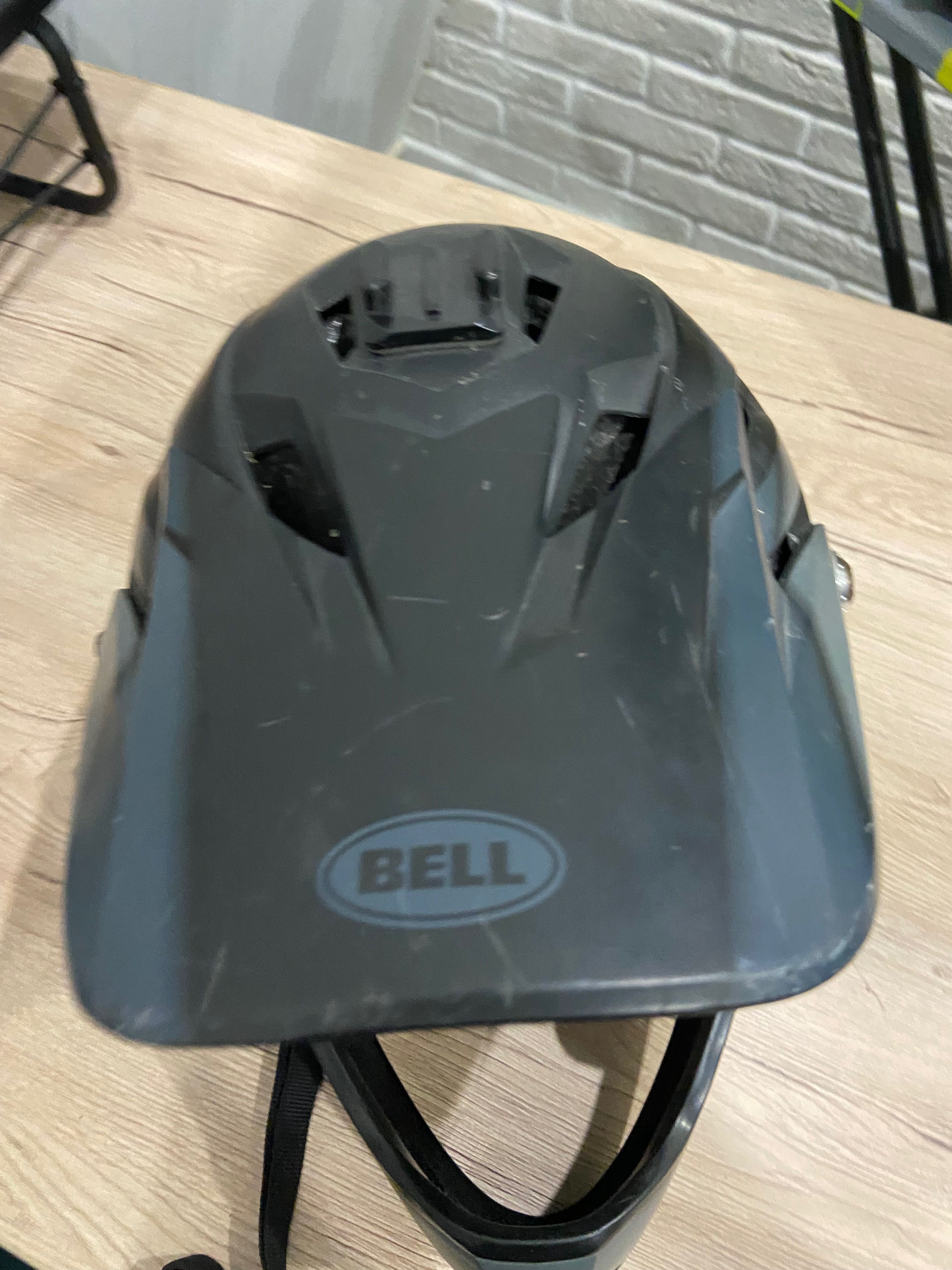 Каска Bell размер L