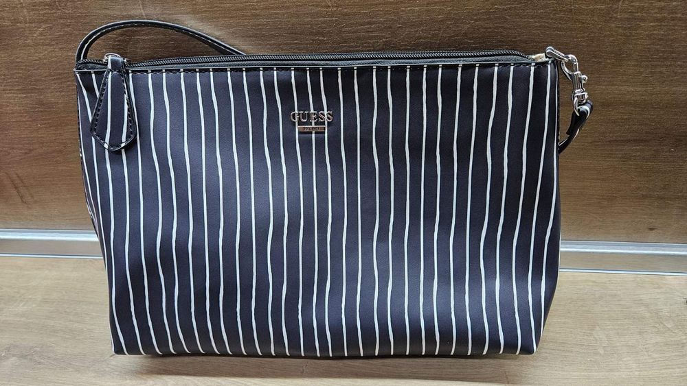 Чанта GUESS / дамска чанта guess