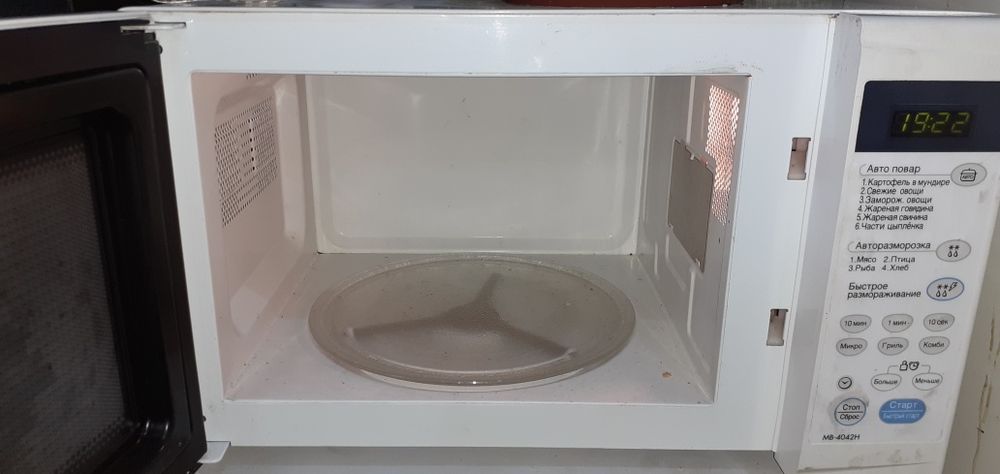 Продаю  микроволновку