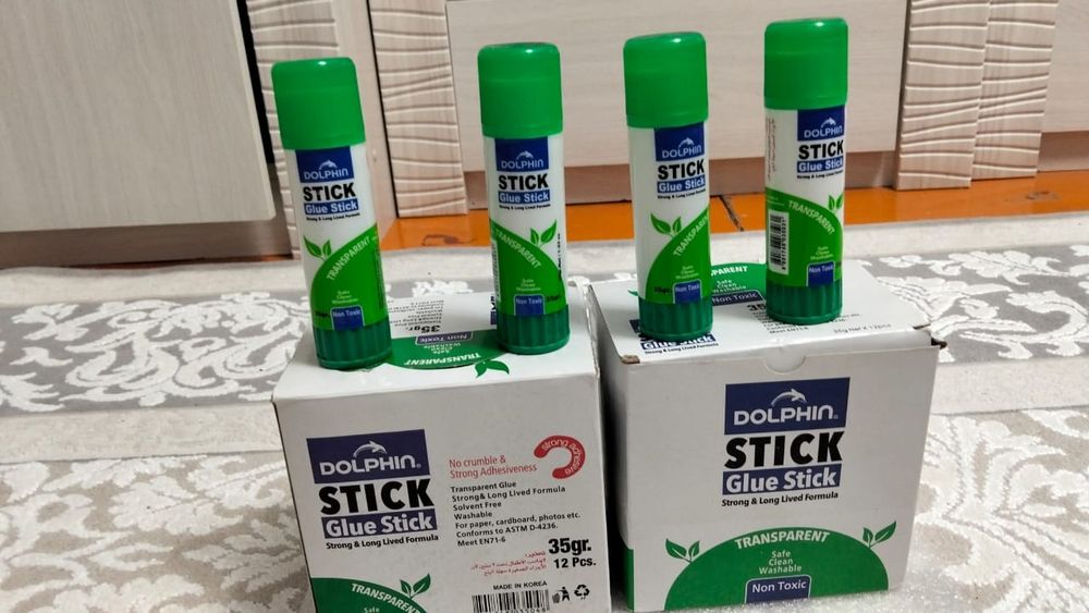 Карандаш клей новый 22 штук