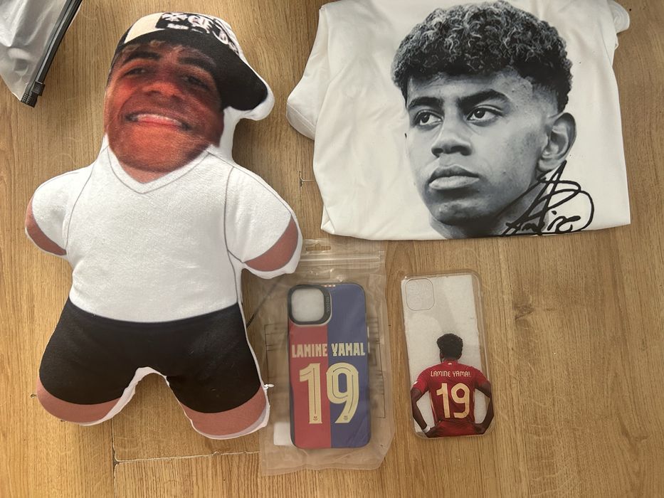 Тениска и аксесоари на ламин ямал