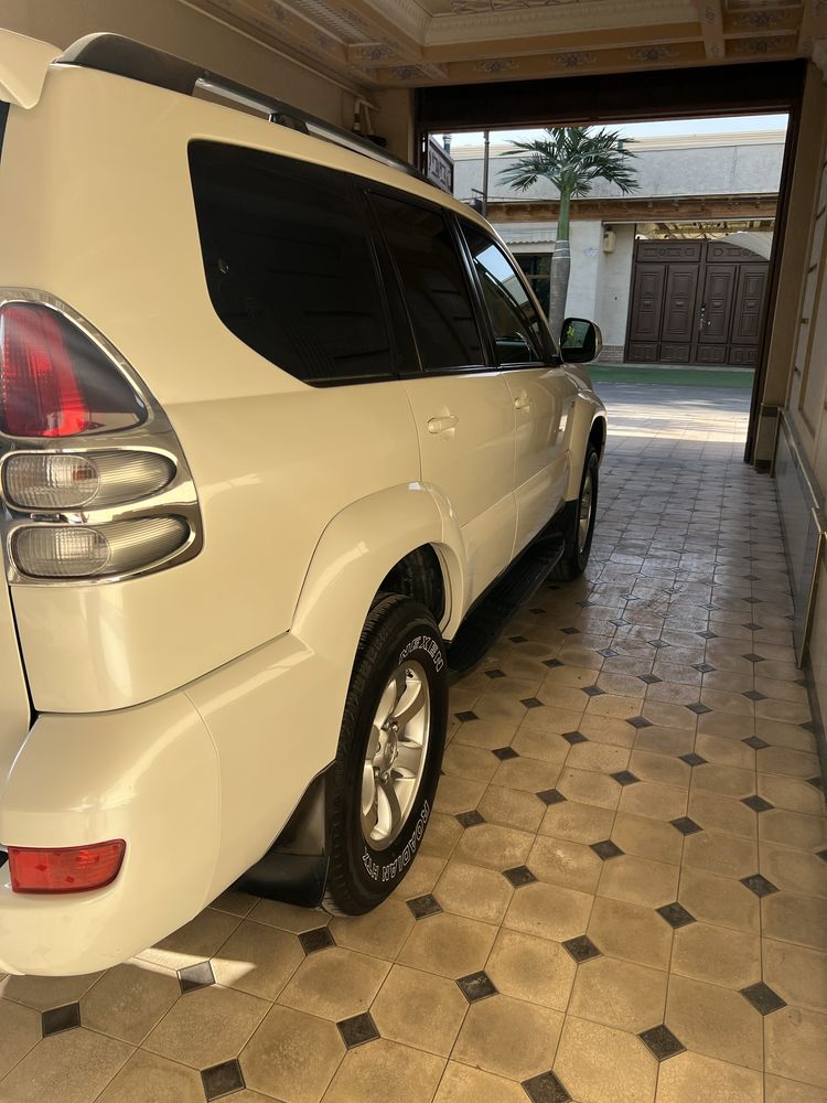 Toyota prado 120