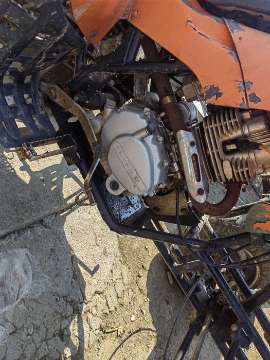 Atv lifan 250 cm defect are nevoie de carburator si baterie