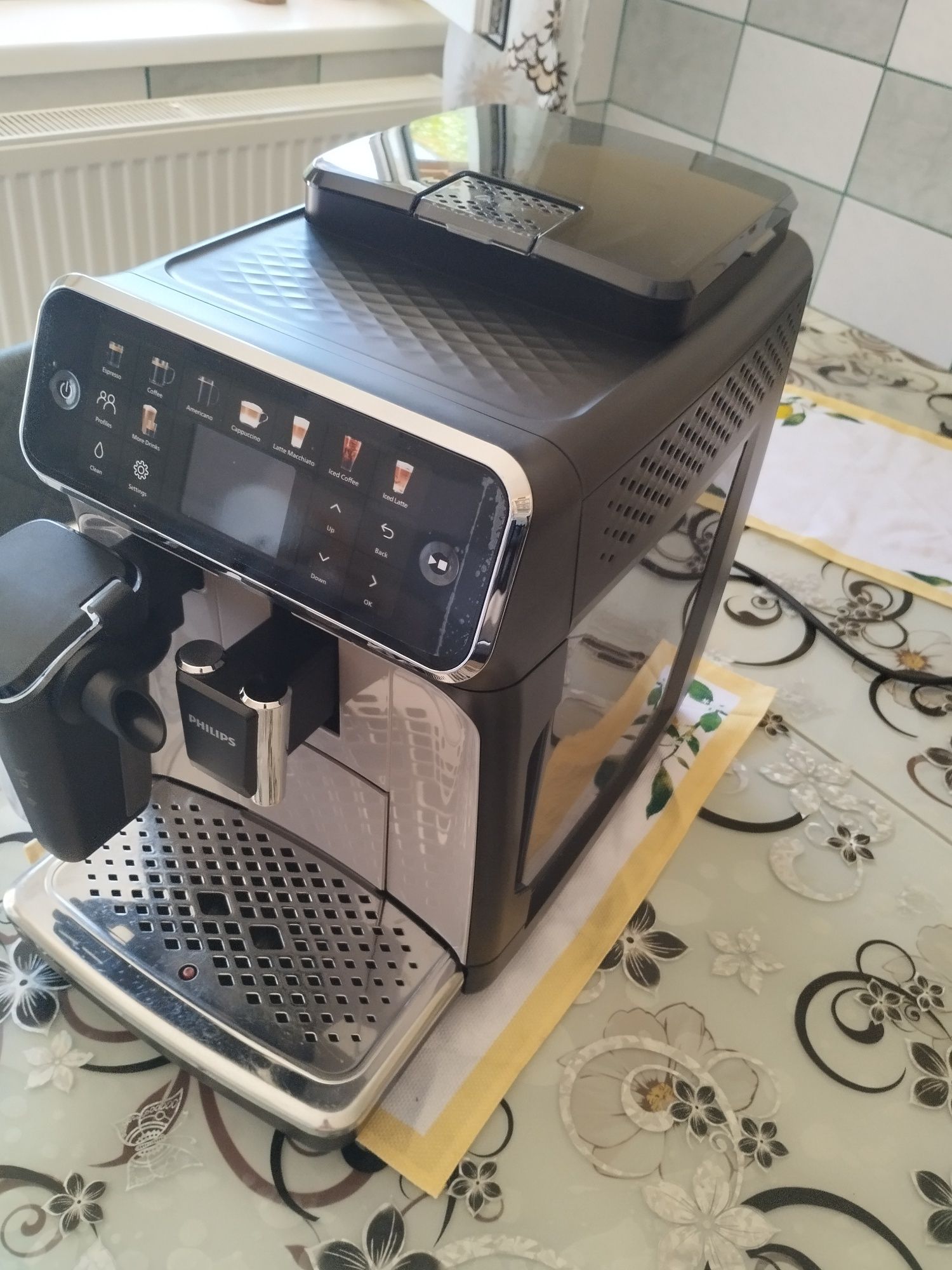 Expresoare Philips seria 5500 ca noi