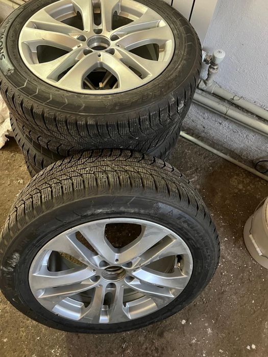 Продам резину с диском от Mercedes