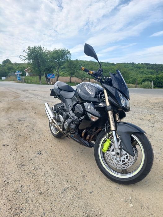 Vând Kawasaki Z1000ABS