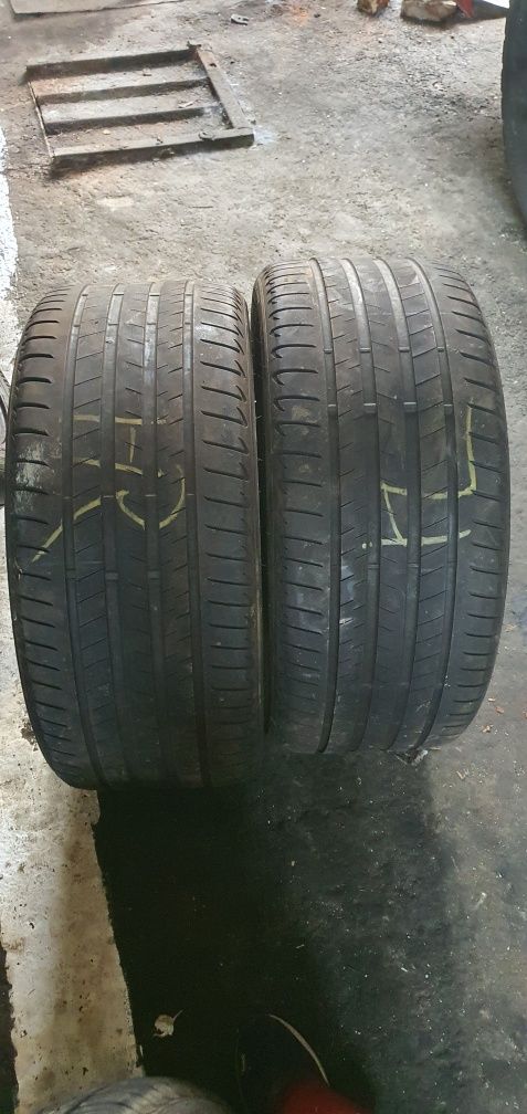 Гуми 2бр 275/35/21 - 1бр  - 169лв