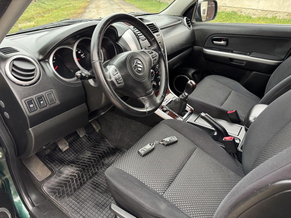 Suzuki grand vitara 1.9ddis 129cp 4x4 stare impecabila