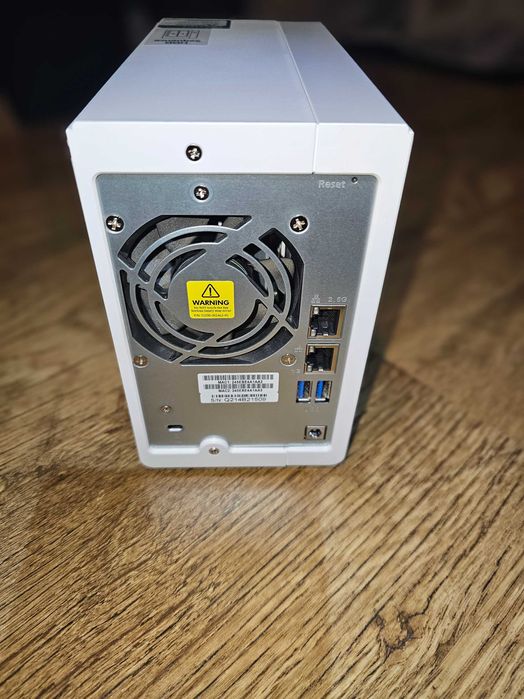 QNAP TS-231P3 – 2-bay NAS, Quad-Core 1.7 GHz, 2.5GbE –stare impecabilă