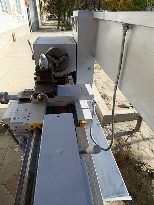 Токарные станок .