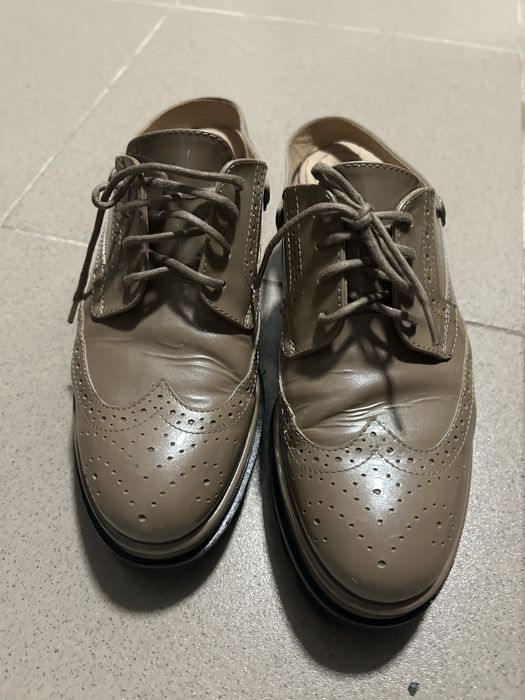 Pantofi din piele pentru femei